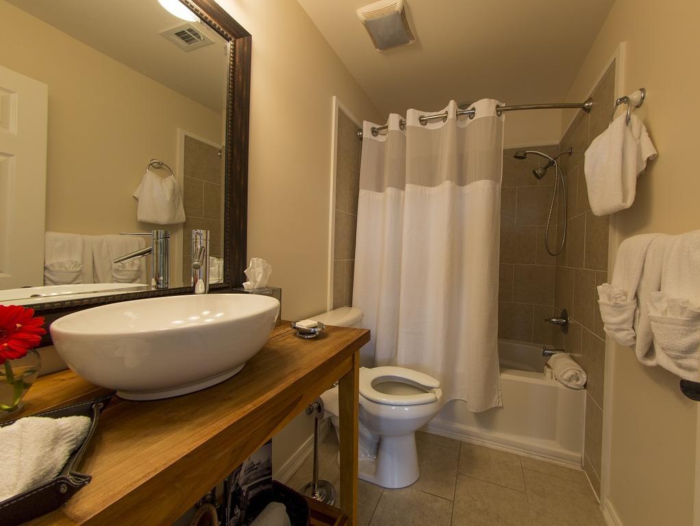 The Almanett Hotel & Bistro Gulfport Εξωτερικό φωτογραφία