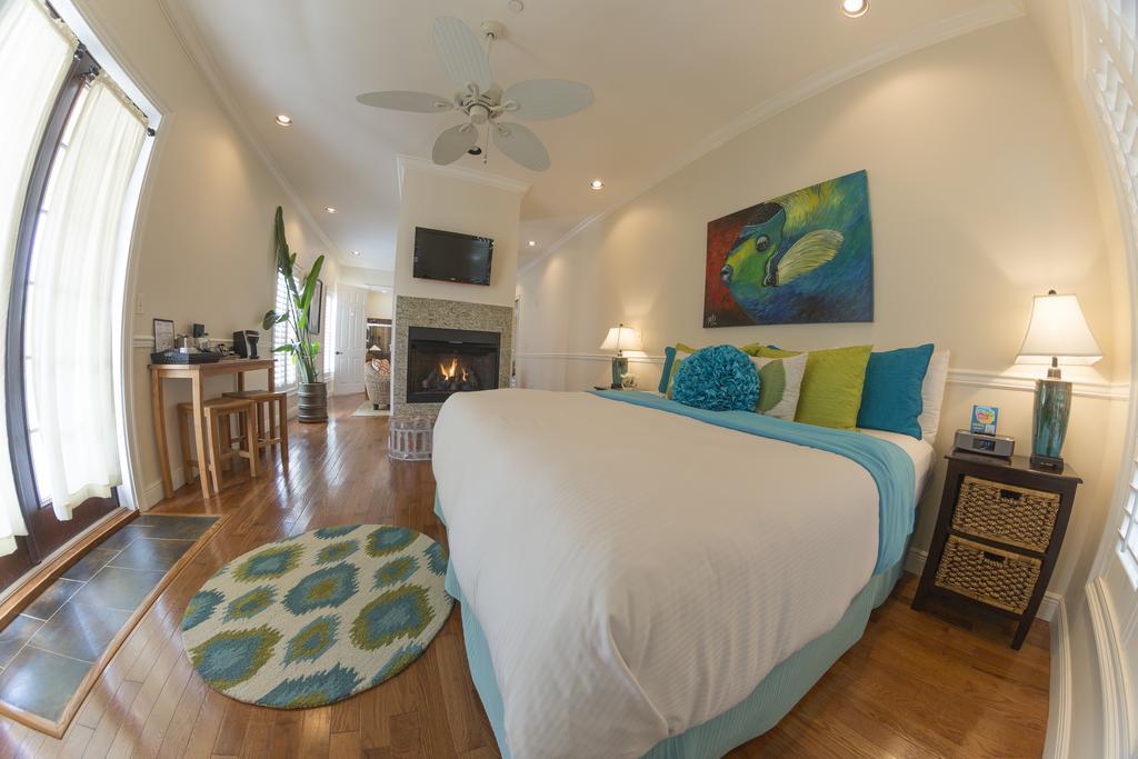 The Almanett Hotel & Bistro Gulfport Δωμάτιο φωτογραφία