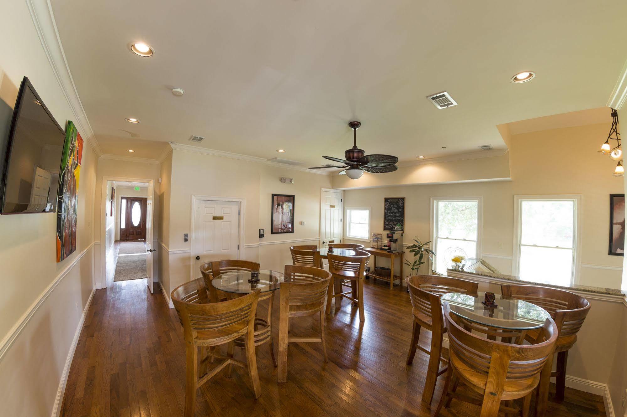 The Almanett Hotel & Bistro Gulfport Εξωτερικό φωτογραφία